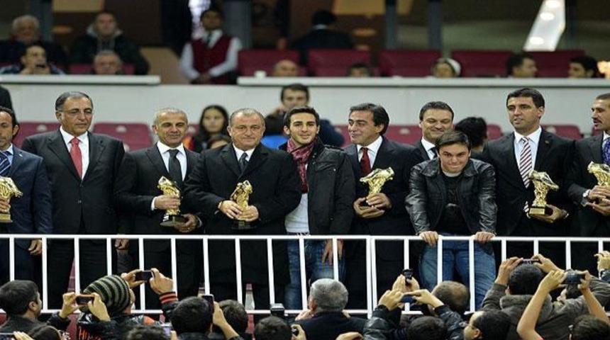 Efsaneler onurlandırıldı