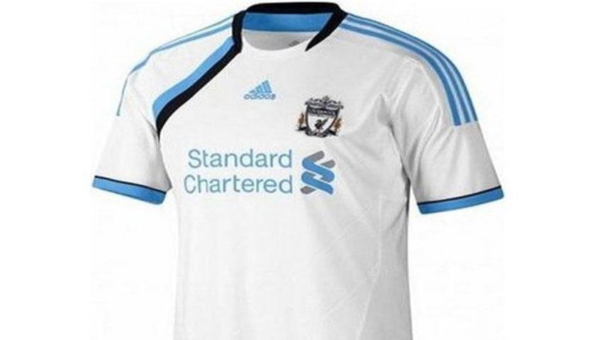 Liverpool'a sıradışı forma!