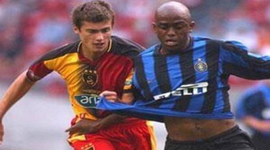 G.Saraylı eski futbolcu İtalya'da paylaşılamıyor!