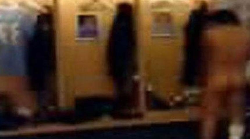 İngiliz futbolculara duş şoku!