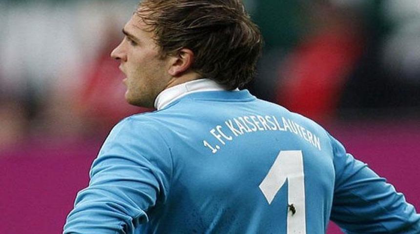 Futbolculara genelev baskını!