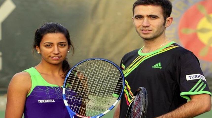 &Ccedil;ağla ve Marsel'den b&uuml;y&uuml;k zafer