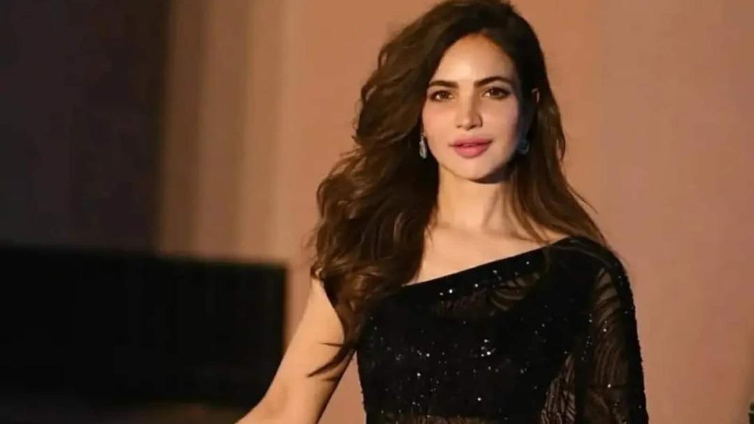 Pakistanlı ünlü oyuncu evinde ölü bulundu! Polisler şoka girdi: "İleri derece çürümüş" 2