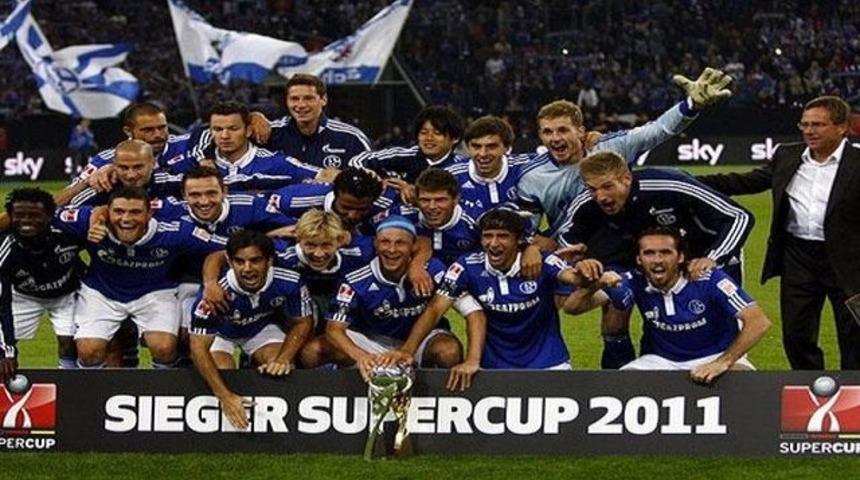 Almanya Kupası Schalke'nin!