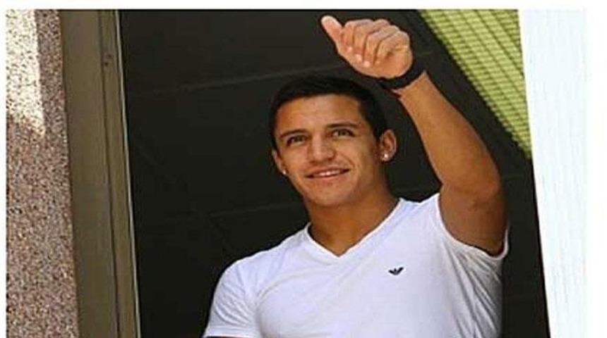 İmzaya b&ouml;yle geldi, fır&ccedil;ayı yedi!