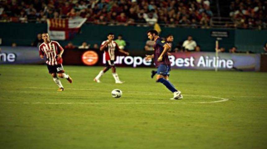 Barca'yı fena dağıttılar! (Video)