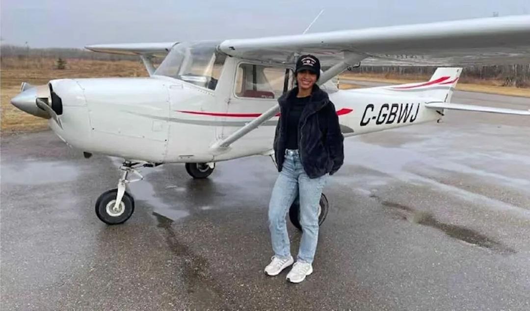 İki uçak kafa kafaya çarpıştı! Öğrenci pilotlar hayatını kaybetti!  1