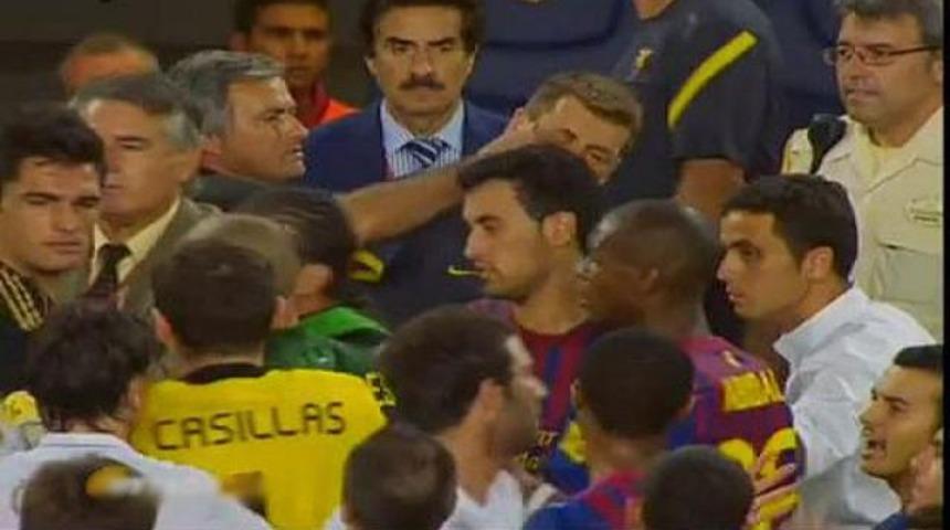 El Clasico karıştı! (Video)