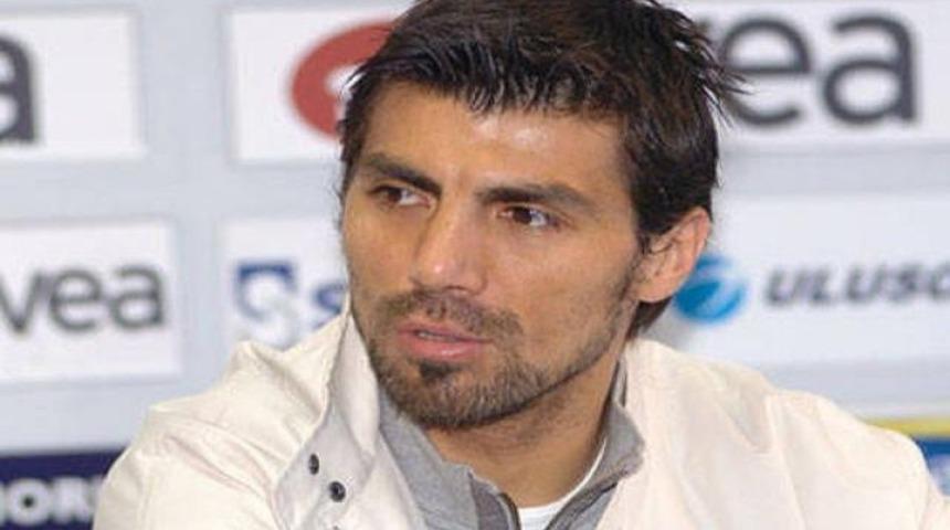 Ceyhun Eriş futbolu bıraktı!