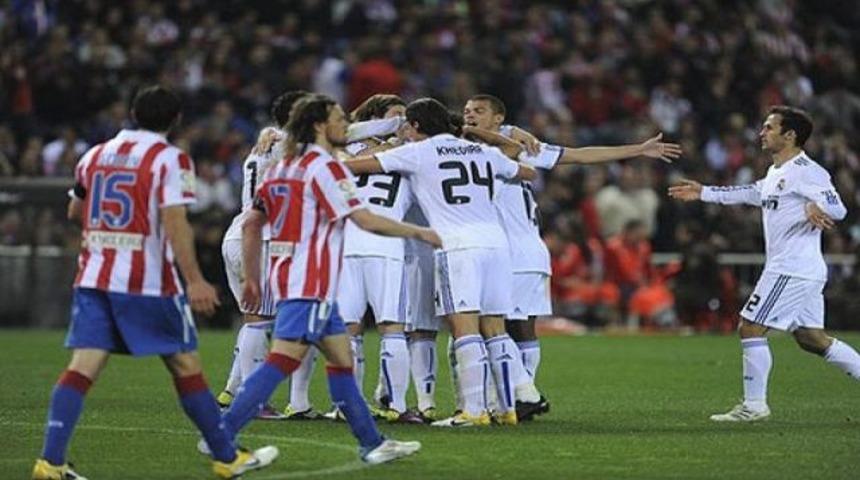 Mesut attı Real u&ccedil;tu (İZLEYİN)