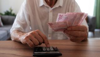En düşük emekli maaşı için teklif kabul edildi! Yasalaştı
