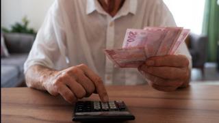 En düşük emekli maaşı için teklif kabul edildi! Yasalaştı