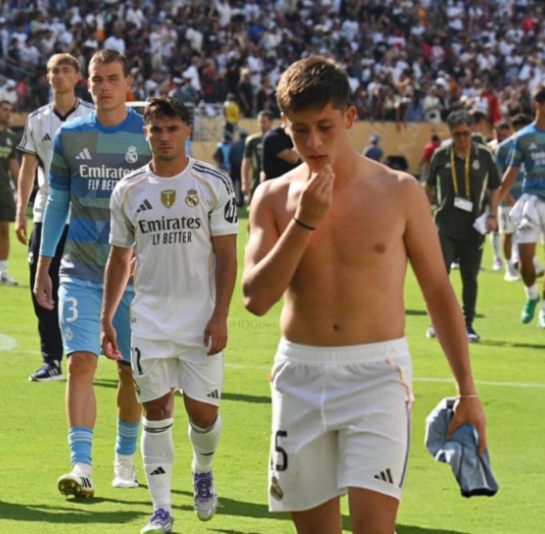 Mbappe nin şanssızlığı dünya gündemine oturdu! 1