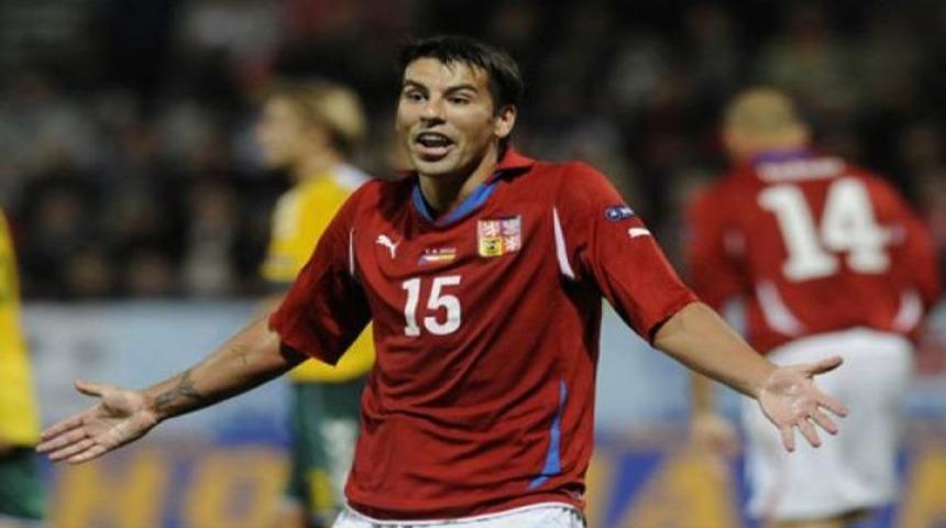 Ne yaptın Baros?! (Video)