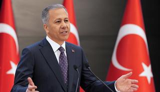 Ali Yerlikaya duyurdu: '304 torbacıyı yakaladık'