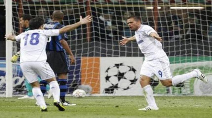 Schalke'den İnter'e 5'lik tarife! (İZLEYİN)