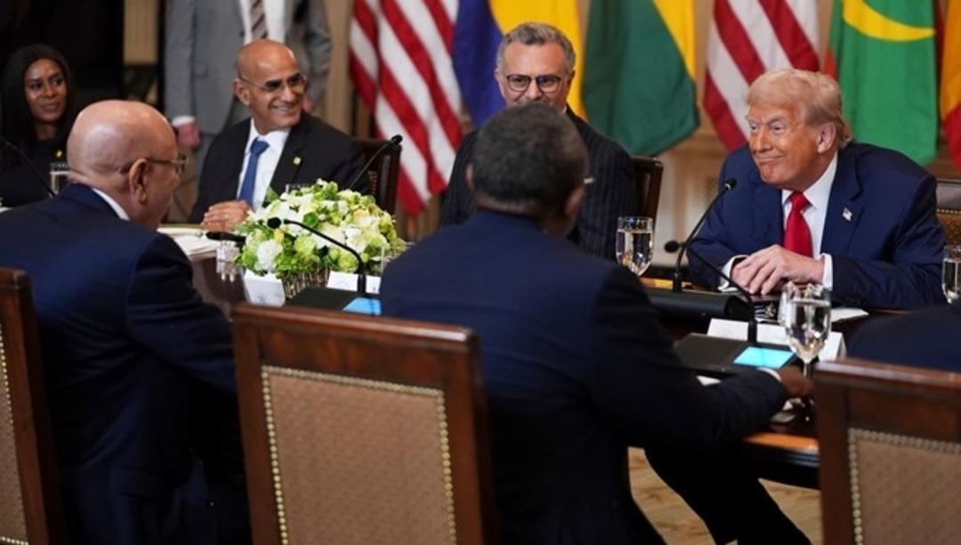 Trump tan Afrikalı lidere tepki çeken soru! Pot kırdı toplantıya damga vurdu! Öveyim derken... 1