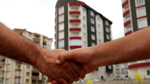 Konut, arsa, tarla, iş yeri... Yılın ilk yarısında gayrimenkul satışı 1,4 milyonu aştı! Tüm zamanların ikinci en yüksek ilk yarı verisi