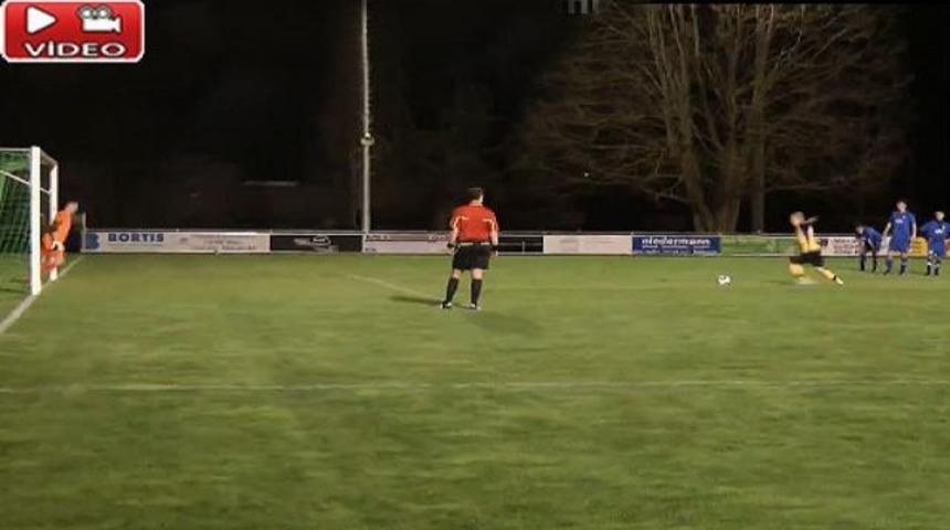 Yok b&ouml;yle penaltı! (İZLEYİN)