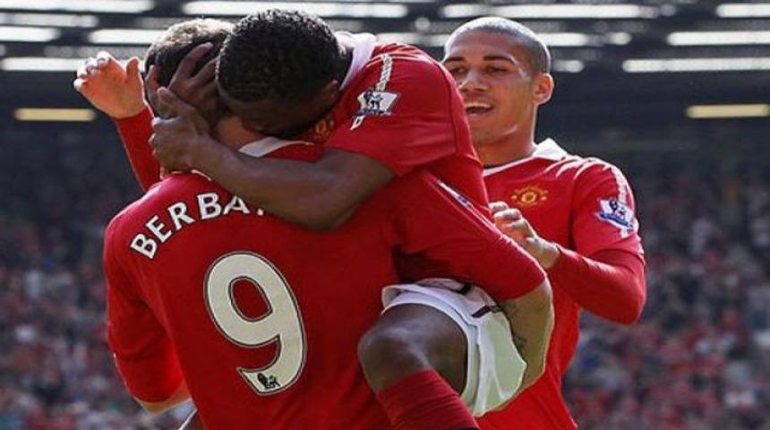 ManU ilk yarıda bitirdi!