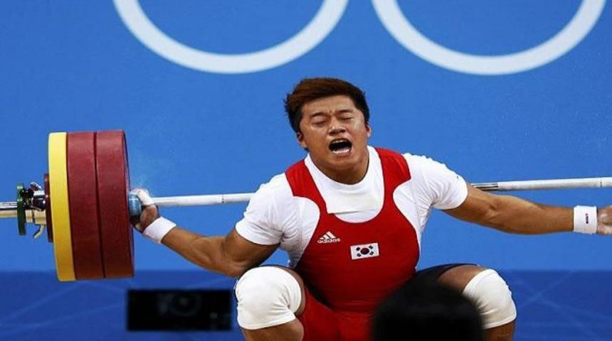 Olimpiyatta feci sakatlık (Video)