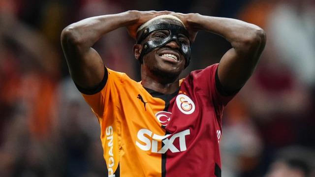 Dursun Özbek'ten kafa karıştıran Osimhen açıklaması! Galatasaray masadan kalkıyor mu?