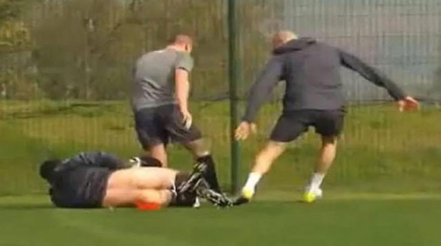 Bu ne bi&ccedil;im antrenman!