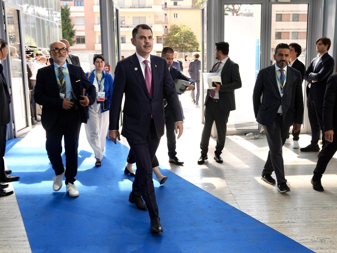 Los gobiernos de Italia y Ucrania lo organizaron conjuntamente. El ministro Kurum asistió en representación de Turquía.
