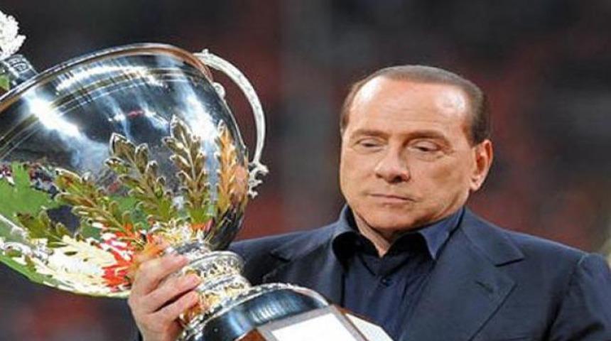 Berlusconi &ouml;l&uuml;ms&uuml;z olmak istiyor!