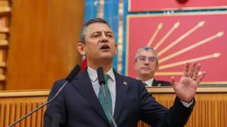 CHP lideri Özgür Özel'den belediye başkanlarına sert uyarı! Boğazlayasım geldi