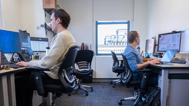 Almanya bunu konuşuyor! İçişleri Bakanı duyurdu: O partiye üye olan kişiler kamu sektöründe işe giremeyecek! 