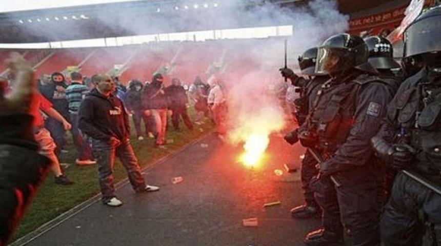 &Ccedil;ek Cumhuriyeti'nde sahaya girmek 3 ma&ccedil;