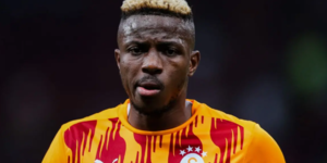 Osimhen transferi iptal! Yıldız isim dönmeyeceğini açıkladı... Ortalık karıştı