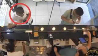 Sahte altın şebekesi İzmir polisine yakalandı