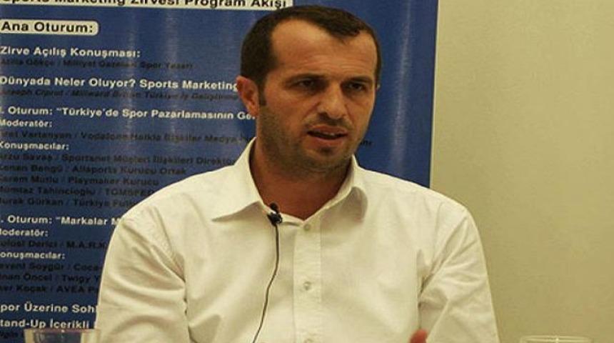 Canlı yayında balgam &ccedil;ıkardı