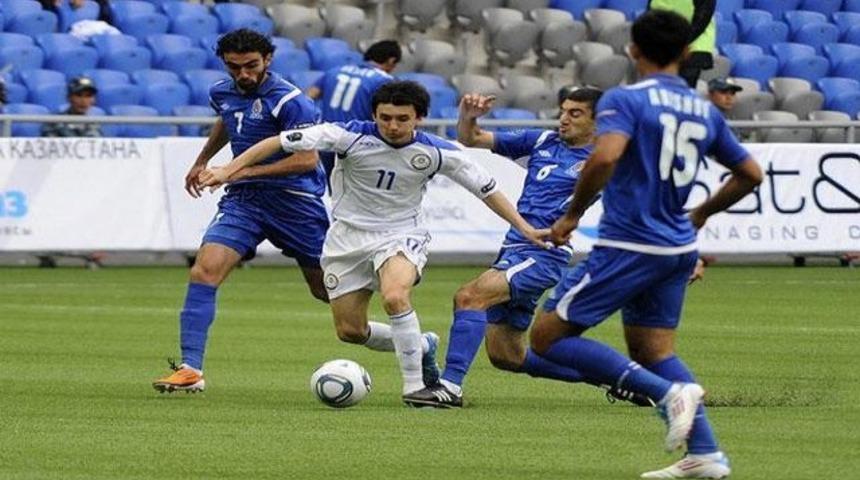 Kazakistan şeytanın bacağını kırdı!