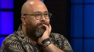 Ayak paylaşımı çok konuşuldu! Şef Somer Sivrioğlu genç aşkı Tilbe Uslu'nun yeni yaşını kutladı