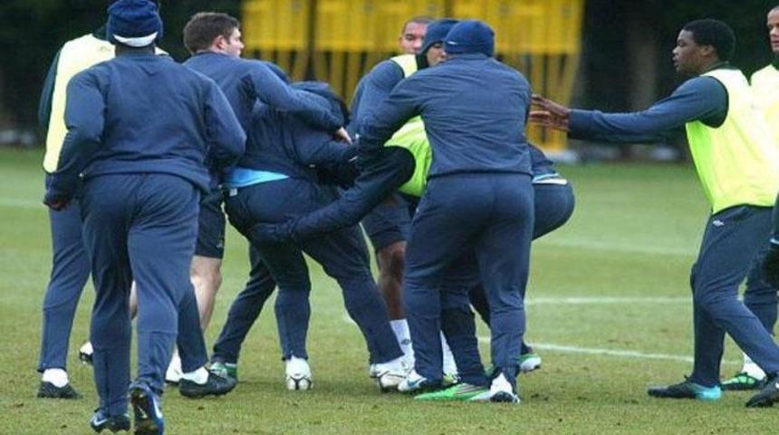 Futbol değil, d&ouml;v&uuml;ş kul&uuml;b&uuml;!