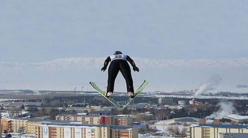 Rus antren&ouml;r &ouml;l&uuml; bulundu!