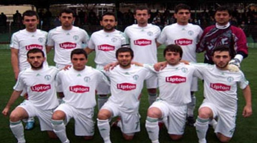 Oyuncularına kızdı, kul&uuml;b&uuml; kapattı!