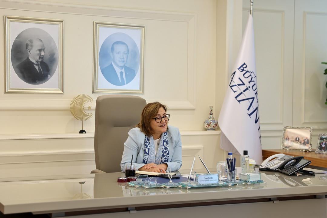 Bir mektupla hayatı değişti! Milli atlet Sevda Kılınç Çırakoğlu kırılma noktasını unutmadı: Fatma Şahin’i ziyaret etti... 4