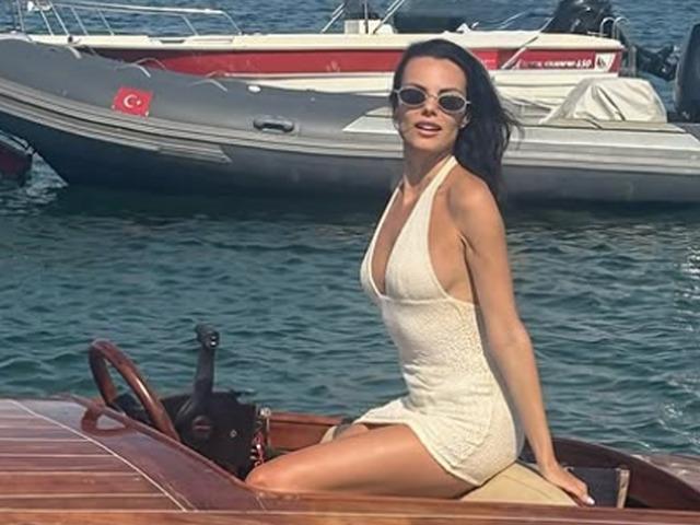 Teknede saatlerce alıkonuldu! Kamarada... 