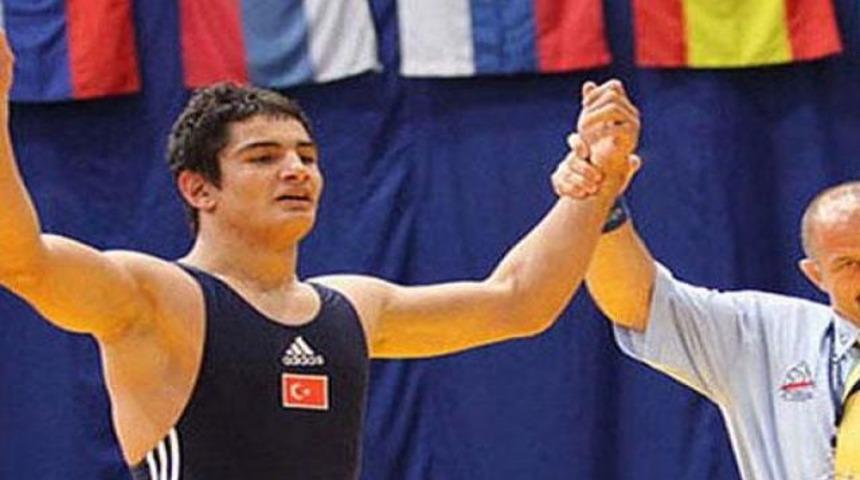 Tesad&uuml;fen şampiyon!