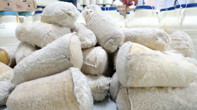 Yaylalardan sofralara gelen eşsiz lezzet! 6 ay serin ortamlarda olgunlaşan, Erzincan Tulum peyniri: Coğrafi işaret tescili almıştı...