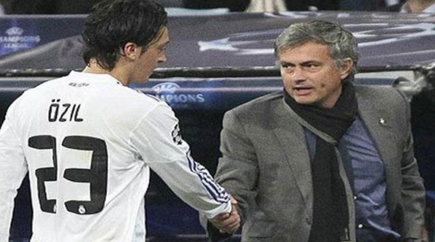 Mourinho'dan Mesut'a ilgin&ccedil; benzetme!