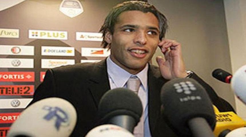 Ve Hooijdonk Millilerin başında!