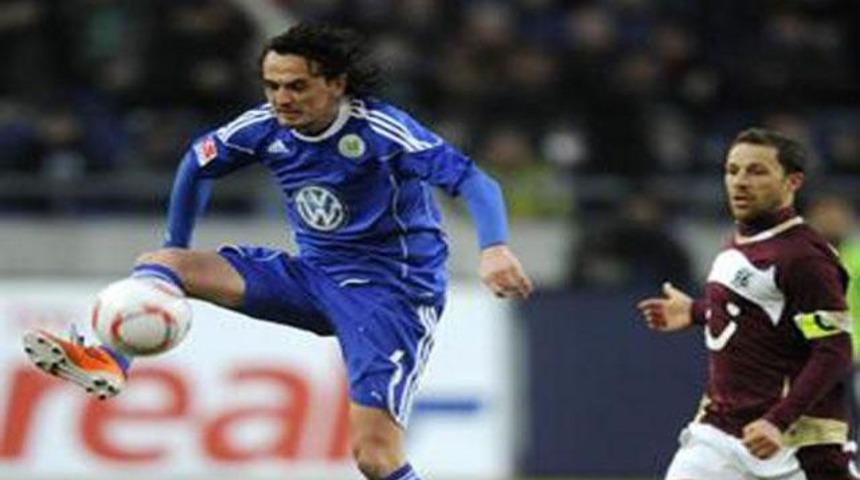 Tuncay geldi, hocası gitti!