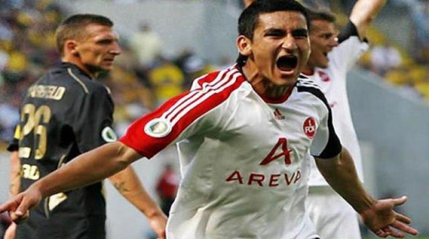 Almanya'yı se&ccedil;ti, tehdit edildi!