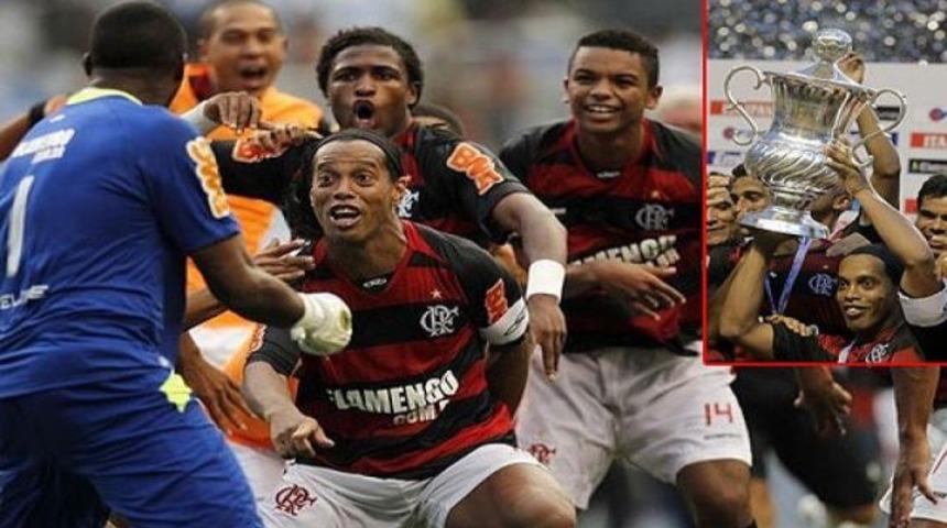 Ronnie'nin kupayı getiren m&uuml;thiş frikiği (İZLEYİN)