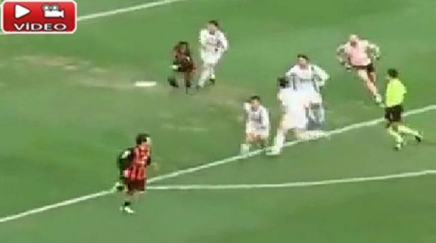 Bu futbolcu tam dayaklık! (Video)